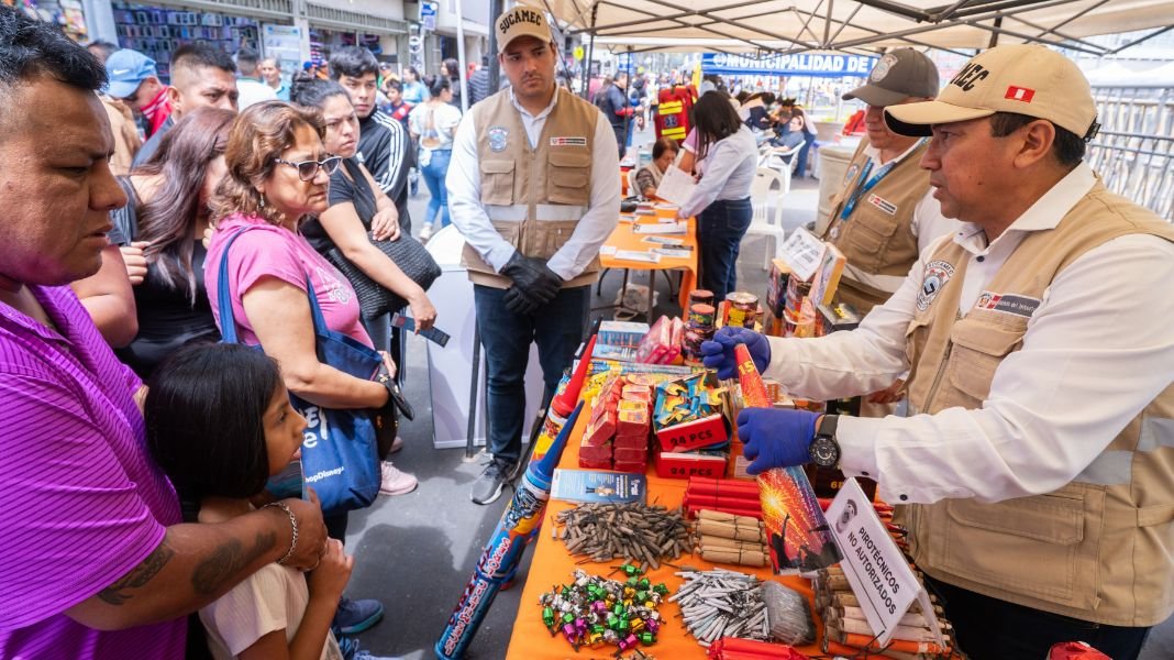 Sucamec recuerda a padres de familia que ningún niño o adolescente debe manipular pirotécnicos