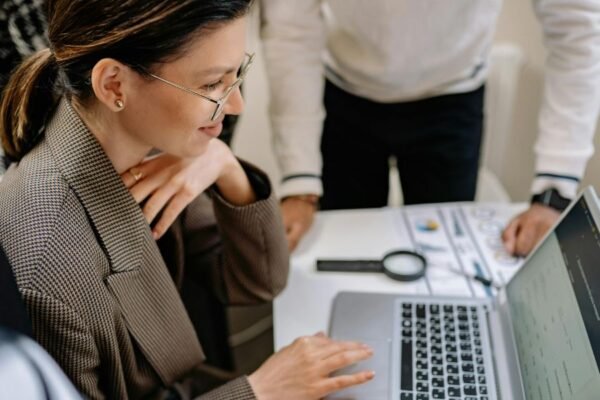 LinkedIn premia la autenticidad: los perfiles más reales son los que más crecen