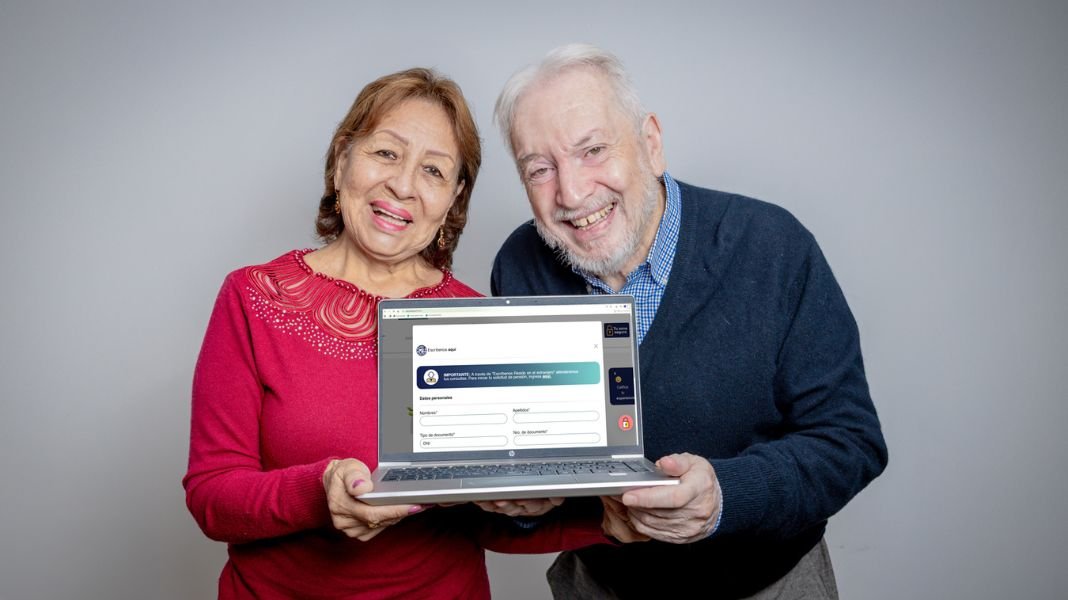 ONP atiende consultas de migrantes en un día hábil