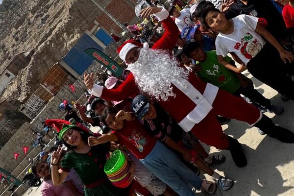 Papá Noel Motero: la campaña solidaria que recorrió Lima
