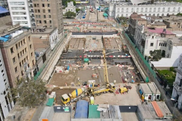 Inversión valorizada en infraestructuras de transportes concesionadas aumentó 10,4 % en 2025