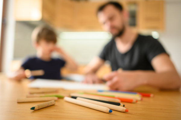 Inicio de clases: cómo organizar el presupuesto familiar y usar el crédito de forma responsable