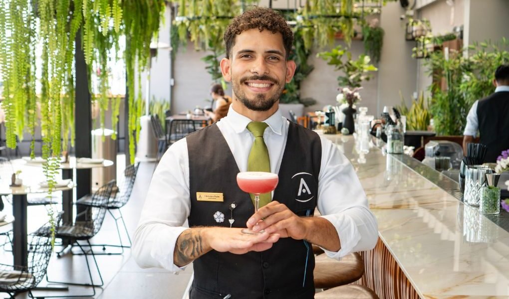 Atmósfera Rooftop lanza cócteles de autor por San Valentín en Miraflores