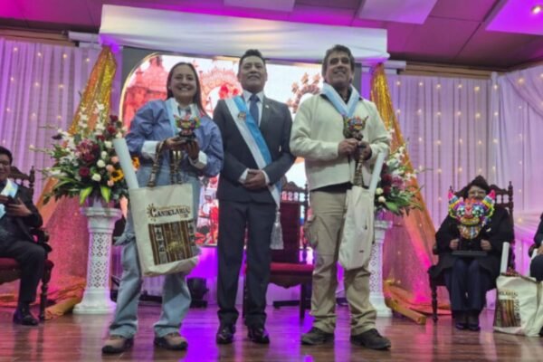 Municipalidad Provincial de Puno distingue al IRTP por transmisión especial de Festividades de la Virgen de la Candelaria