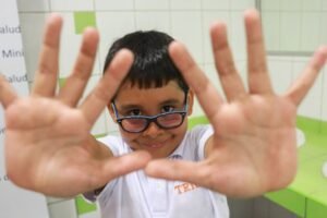 Infecciones gastrointestinales en verano: lo que deben saber madres y padres para proteger a sus niños y niñas