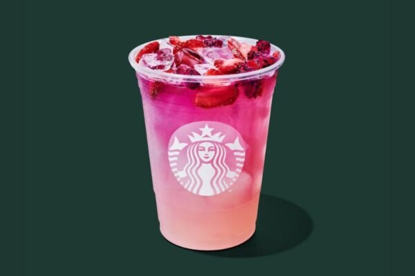 Starbucks y MrBeast se unen para presentar la bebida Cannon Ball a fans en Perú