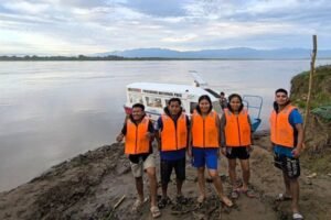 Movitambos del Midis llevan a más de 300 estudiantes de comunidades nativas a la escuela por vía fluvial