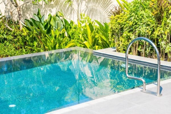 Altas temperaturas y fenómeno de El Niño impulsan la demanda de piscinas en el país