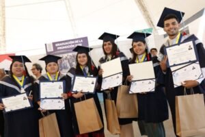 Casi el 50% del talento becado por SIDERPERU para la industria del acero es femenino