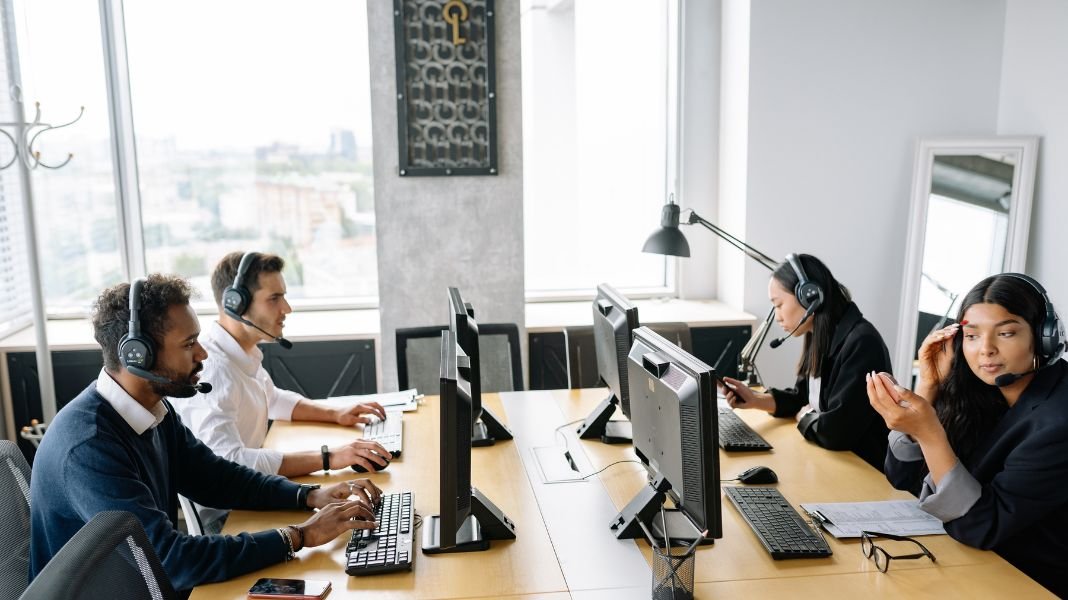 Solo el 13% de las empresas ya cumple con la meta de 42 horas para este 2026