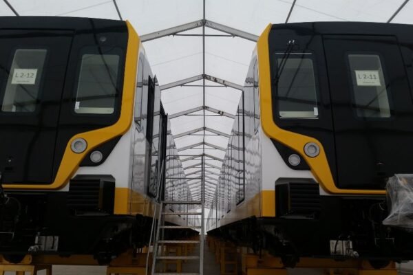 Líneas de metro y vías férreas proyectan inversión de USD 520 millones en 2026