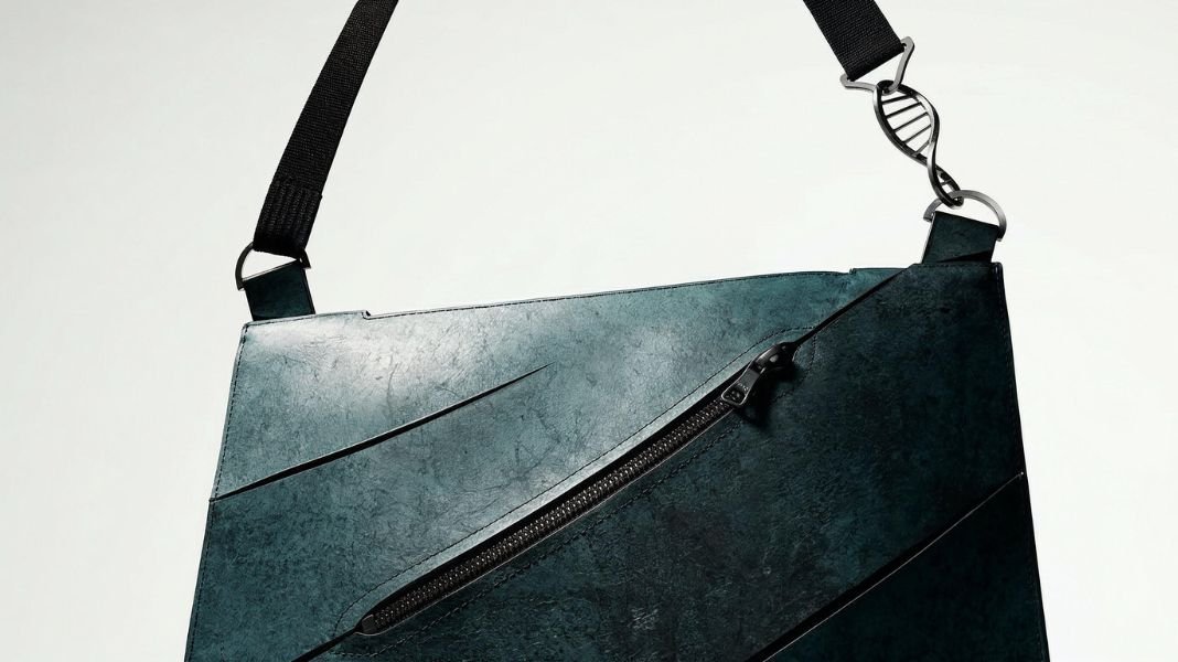 Presentan el primer bolso de lujo de cuero de T-Rex diseñado por Enfin Levé