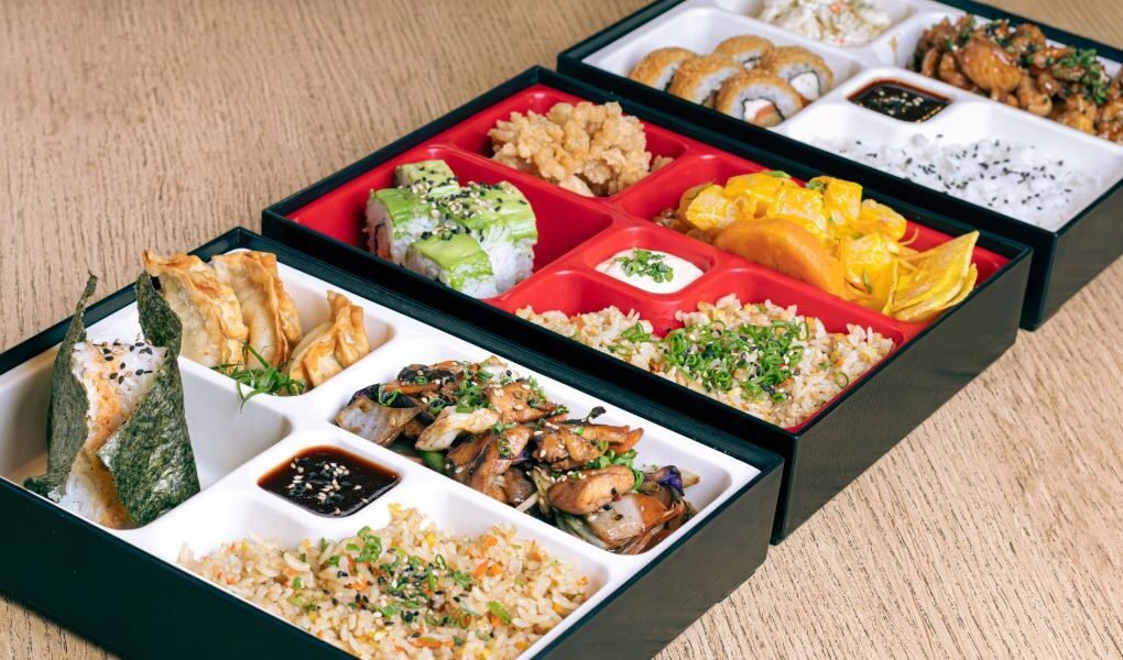 Kyoto Restaurante Nikkei impulsa su propuesta de Obento Experience con auténtica fusión japonesa