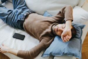 ¿No puedes dormir? La ciencia apunta a un hábito que estás dejando fuera