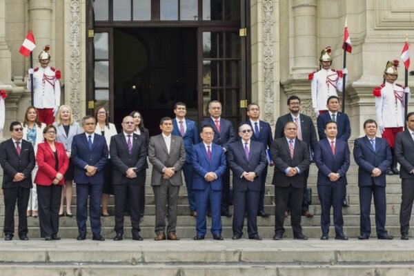 Gobierno garantiza la continuidad y el fortalecimiento de proyectos y programas sociales gestionados por el Estado