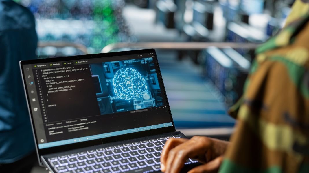 Fraude con inteligencia artificial: cómo las identidades sintéticas están redefiniendo la ciberseguridad