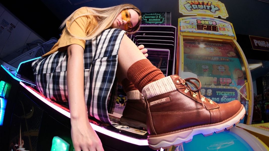 CAT Footwear presenta Fandom: la nueva “Walking Machine” diseñada para mujeres listas para todo