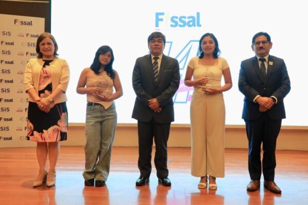 Minsa y Fissal conmemoran 14 años garantizando el financiamiento de enfermedades de alto costo