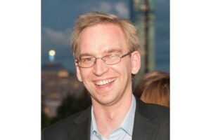 El fundador de Curve Finance pide estándares de seguridad para DeFi tras los recientes exploits