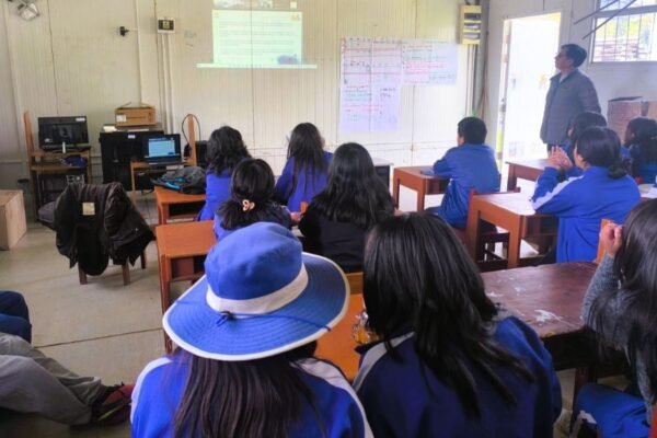 Más de 800 estudiantes de zonas rurales de Apurímac se preparan para su futuro con apoyo del Programa PAIS