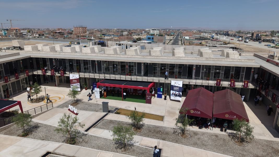 Obras por Impuestos: Grupo Gloria y Sociedad Minera Cerro Verde inauguran moderna sede universitaria en Majes con una inversión de S/ 28 millones de soles
