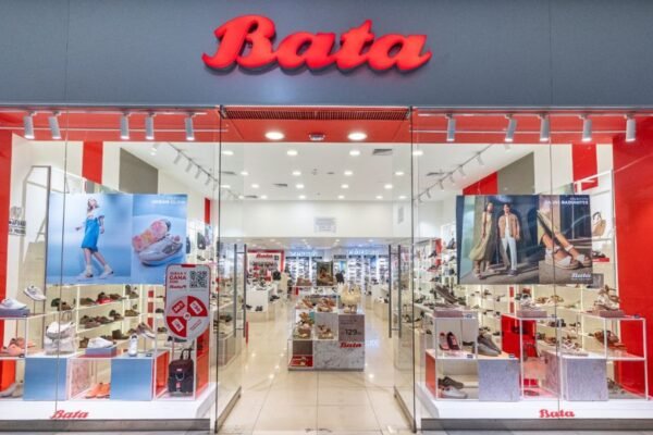 Bata consolida su expansión nacional con 270 tiendas y presencia en las 24 regiones