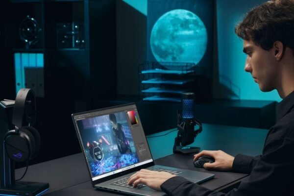 Día del Trabajo: 50% de peruanos adquieren laptops para el trabajo, destacando las laptops gamer