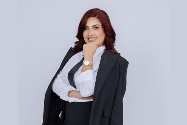 Jacqueline González, referente de la banca privada, participará en el ZENITH Summit 2026 en un histórico Impact Lab
