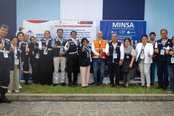 Ministerio de Salud fortalece su preparación ante emergencias y desastres con simulación multisectorial