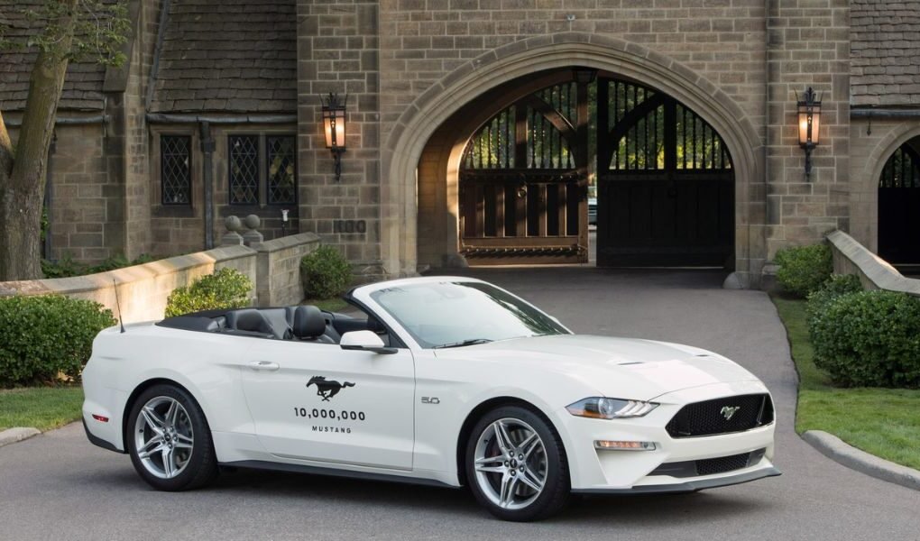 Máquina del tiempo: la flota histórica de Ford ayuda a inspirar los autos del futuro