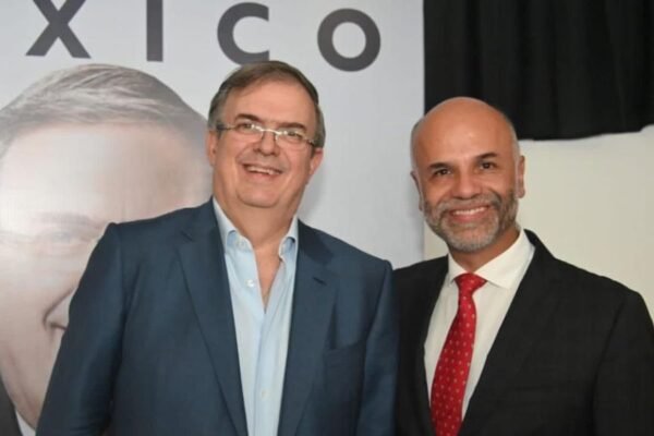Bernardo Aguilar crece en las encuestas en Magdalena Contreras