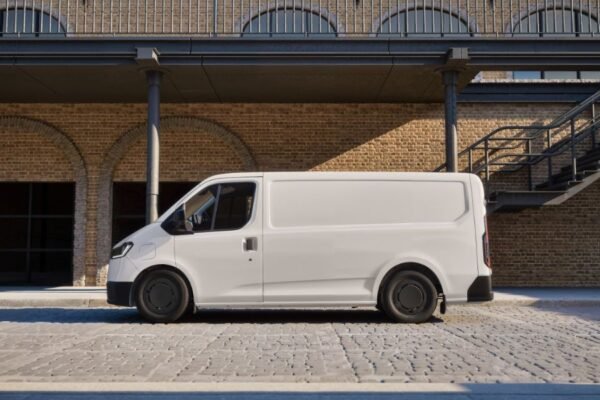 Ford Pro™ amplía su portafolio comercial en la región con el lanzamiento de la Nueva Transit City
