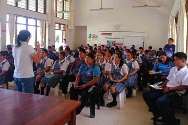 Tambo Costa Rica y el Gore San Martín fortalecen valores de respeto e igualdad en estudiantes de la región