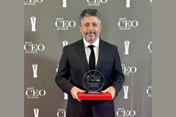 Papon Ricciarelli gana el Best CEO Award 2026 por su impacto en New Business