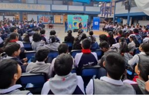Programa educativo en quechua promueve la prevención del consumo de alcohol en adolescentes de Cusco