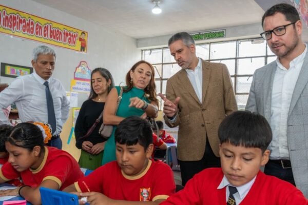 La alianza educativa entre Comprometidos con la Educación y American Tower ya benefició a más de 7.000 alumnos y 400 docentes