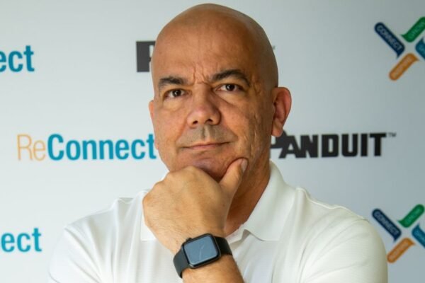 Así evoluciona el uso de la corriente directa en edificios, industrias y redes empresariales de la región
