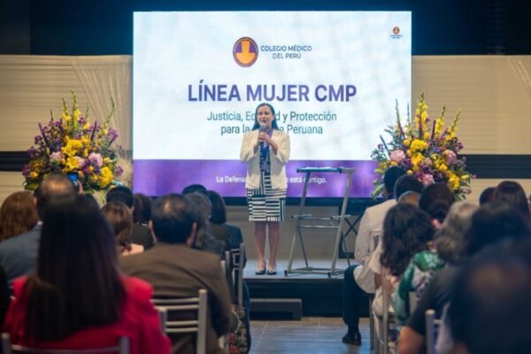 El Colegio Médico del Perú lanza "Línea Mujer CMP": Protección y defensa para las médicas del país
