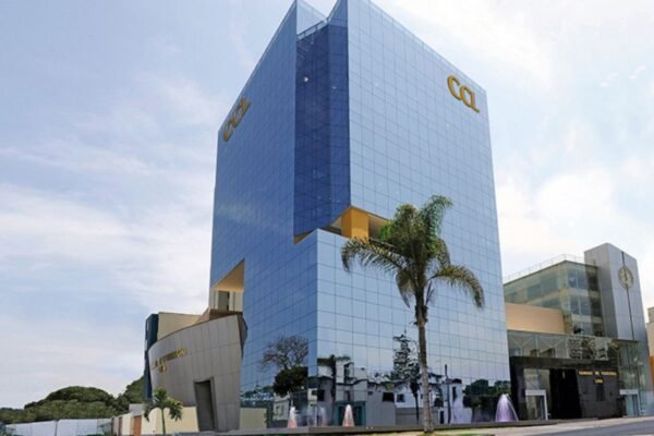 El MEF no puede poner en riesgo el acceso al nuevo Aeropuerto Jorge Chávez