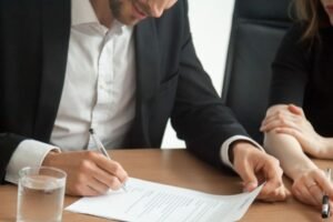 Vacaciones de mitad de año: cuatro recomendaciones para trabajadores y empresas que buscan evitar conflictos laborales