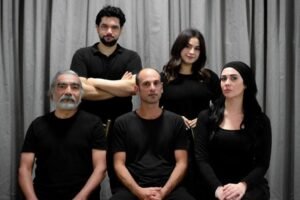 “El hombre que ríe”, la emblemática novela de Víctor Hugo, llega por primera vez al teatro peruano