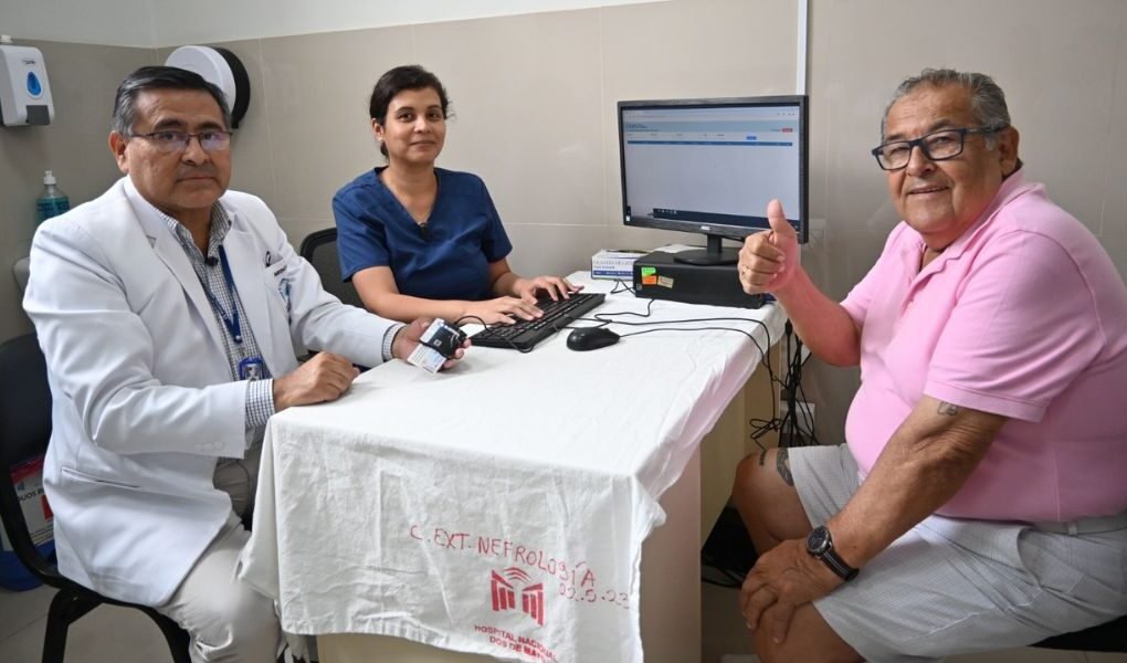 Hospital Dos de Mayo avanza en implementación del Sistema Web Galen y transfiere su tecnología a otros hospitales del país