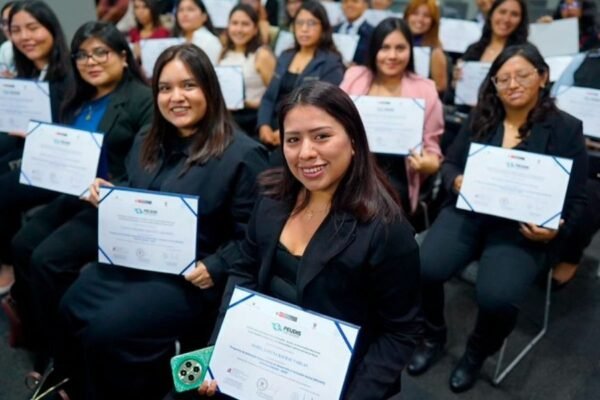 El Midis consolida la formación de una nueva generación de profesionales comprometidos con el desarrollo y la inclusión social del país