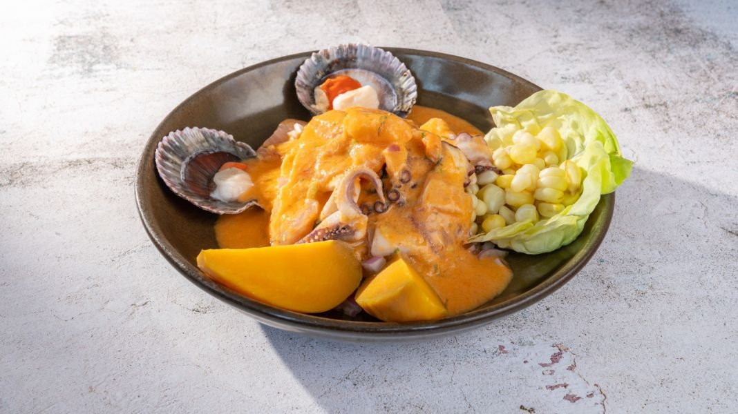 La Isla Escondida presenta su festival de ceviches con 10 versiones del plato bandera peruano