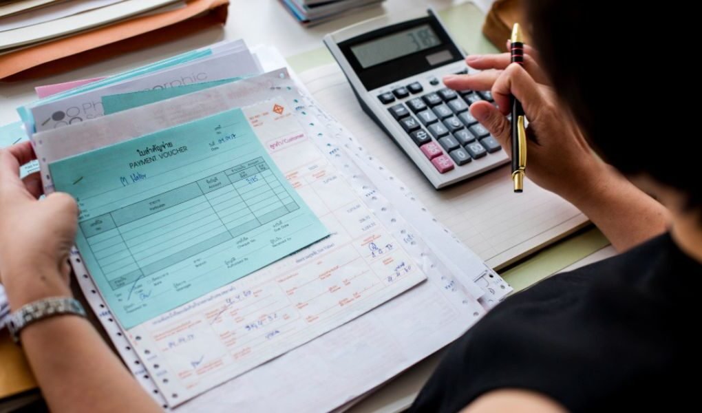 Cuatro formas de convertir una factura en efectivo y mejorar la liquidez de tu empresa