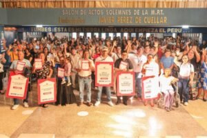 Tumbes: Ministerio de Vivienda entregó 516 títulos de propiedad en beneficio de más de 2 mil ciudadanos