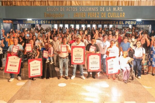 Tumbes: Ministerio de Vivienda entregó 516 títulos de propiedad en beneficio de más de 2 mil ciudadanos