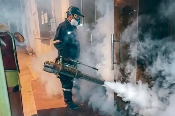 Piura: Fumigarán más de 35 000 viviendas para acabar con el zancudo transmisor del dengue los distritos de Sullana, Tambogrande y Lancones
