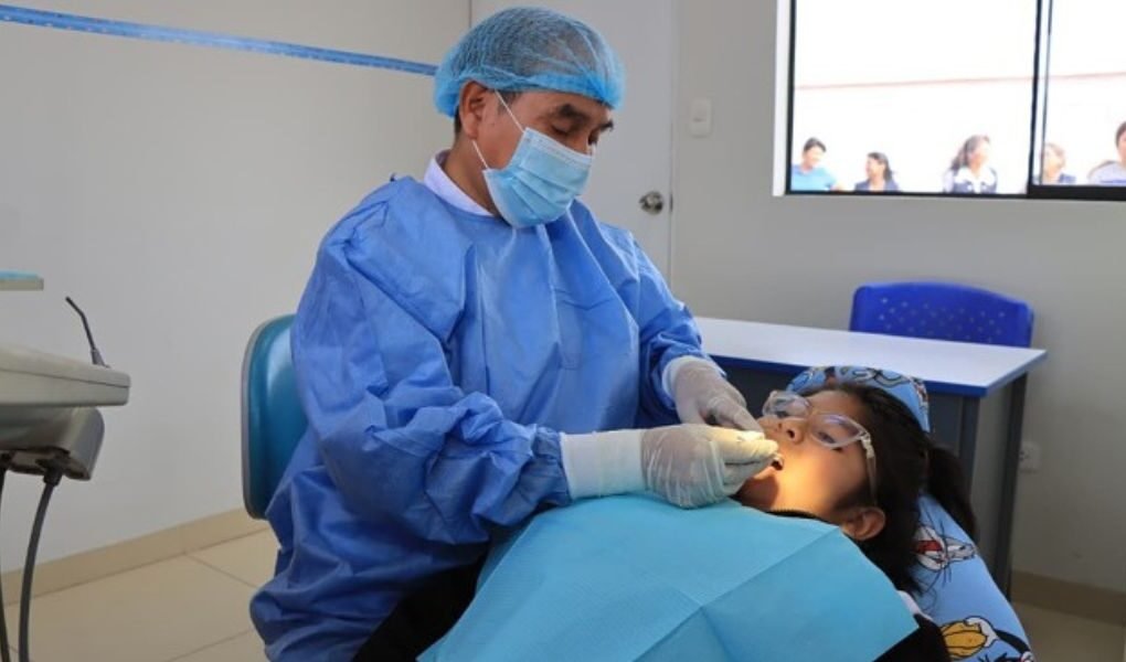 Minsa implementa nuevo consultorio de Odontopediatría que beneficiará a más de 4000 niñas y niños de Comas