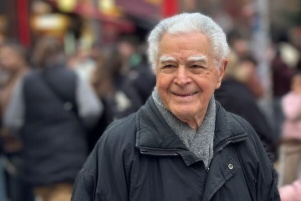 A los 99 años Alberto Chab enfrenta el desafío de empezar de cero